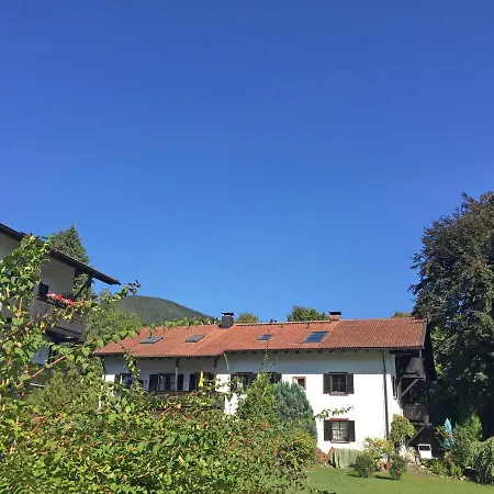 Haus Kampenwand 基姆高的阿绍